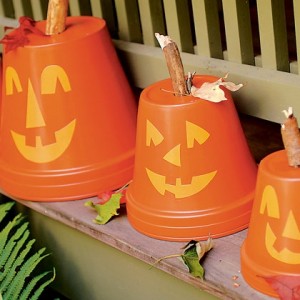 flowerpot-pumpkins-halloween-craft-photo-420-FF1006PARTA03