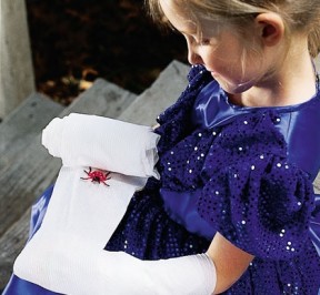 gift-from-mummy-games-halloween-photo-420-FF1099HAUNTA10