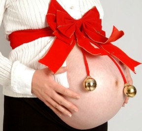 pregnant-at-christmas