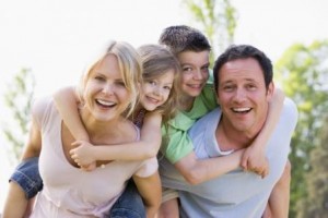 familia-feliz-zuga