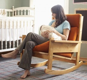 Puedo ver televisión mientras amamanto a mi bebé