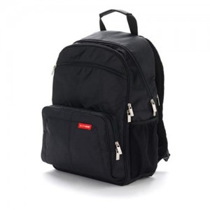 Mochila-bolsa_de_pañales_skip_hop_via_backpack_zuga